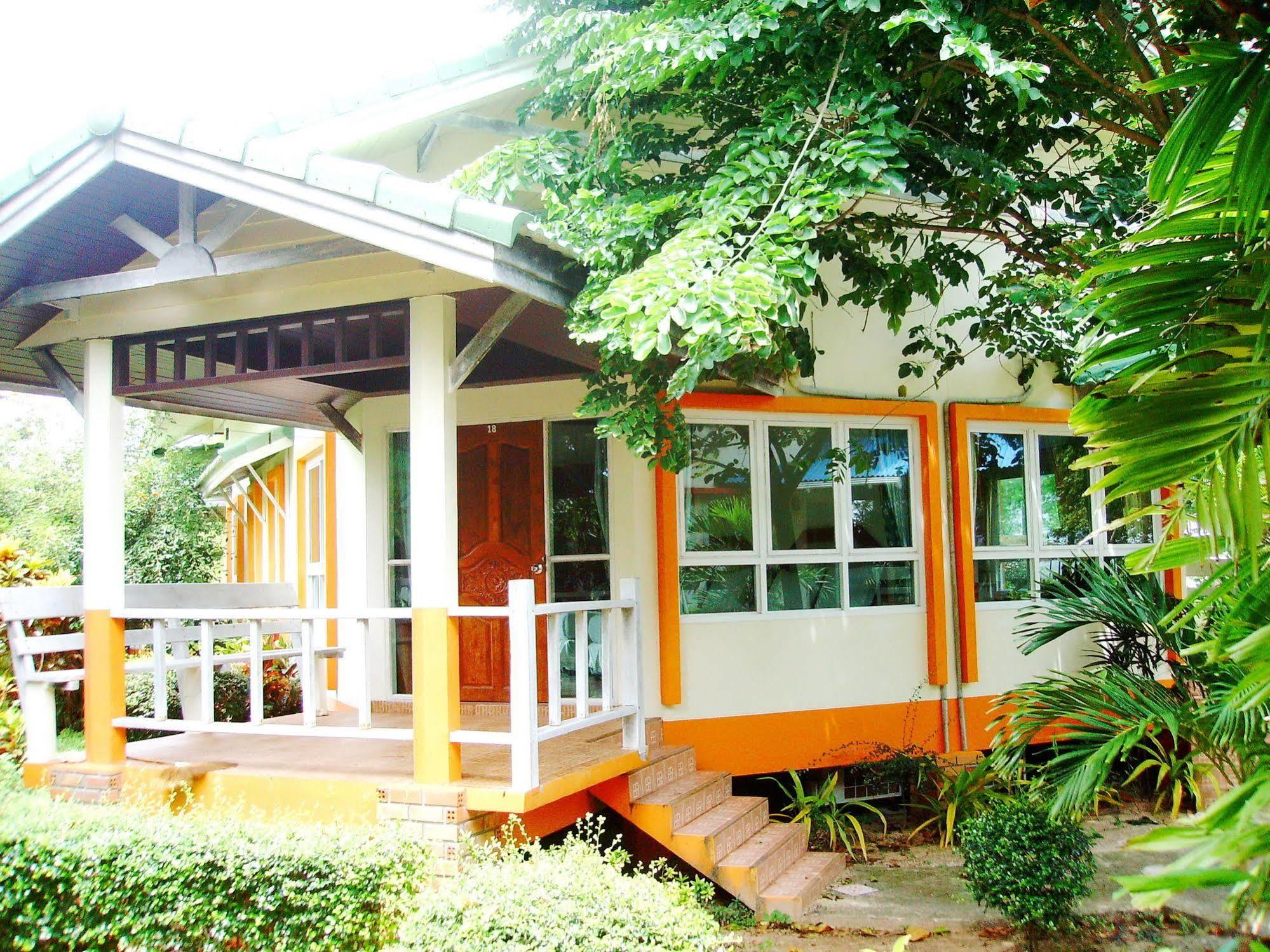 Lanta Palm , - 2* Ko Lanta